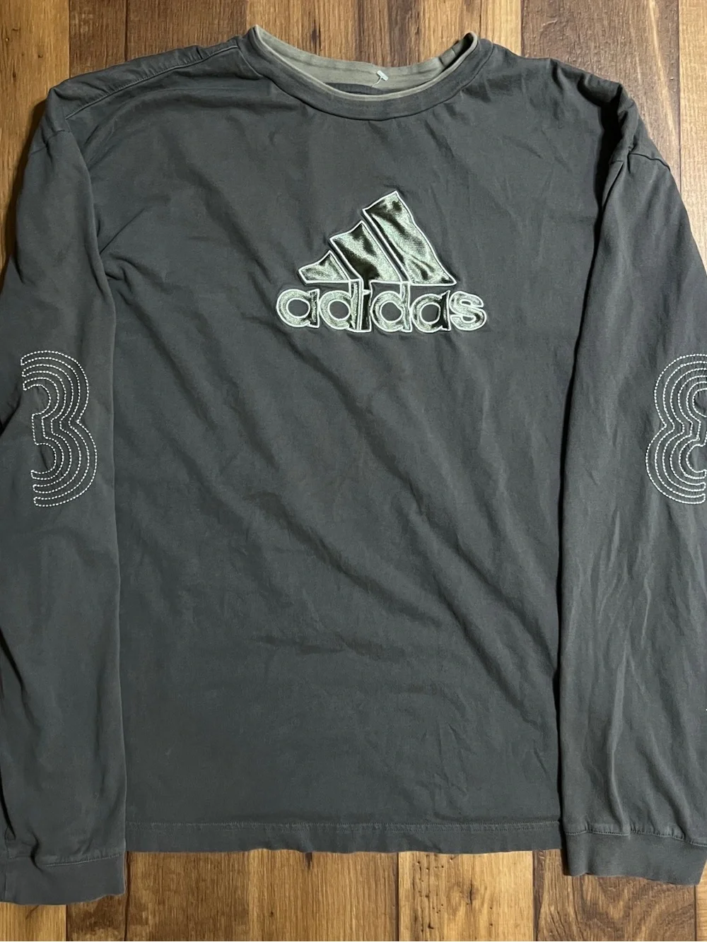 Adidas Long Sleeve T-Shirt Men’s XL Brown Grunge Skater Embroidered Center Logo